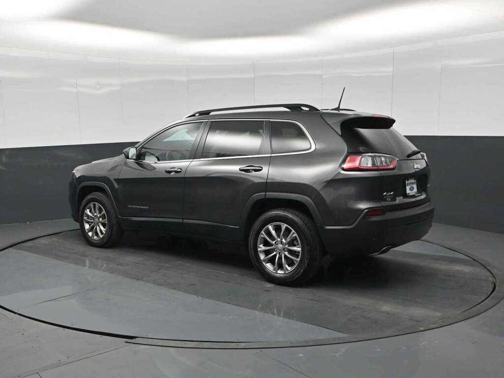 2022 Jeep Cherokee Latitude Lux 4x4