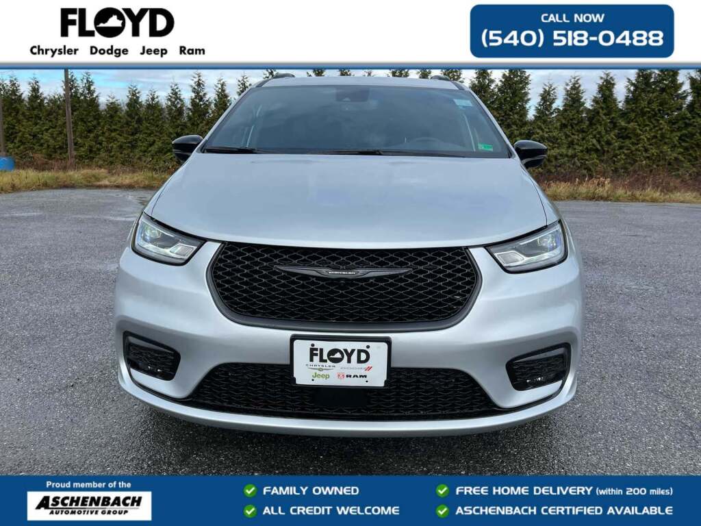 2026 Chrysler Pacifica Select AWD