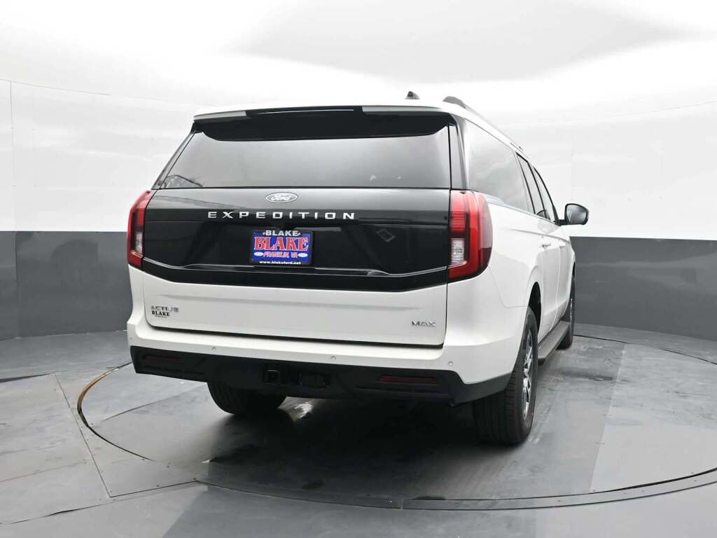2026 Ford Expedition Max Active MAX