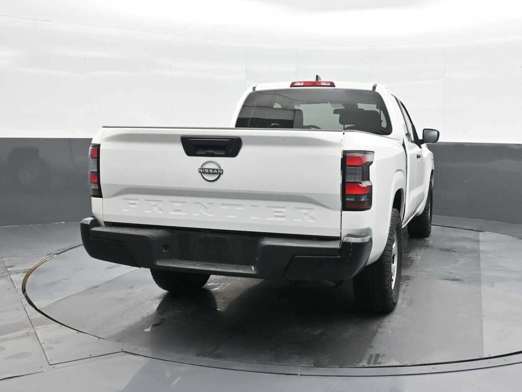 2022 Nissan Frontier King Cab S 4x2