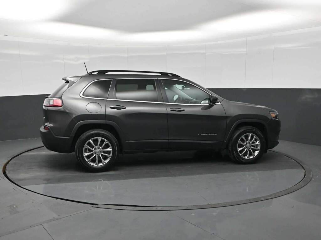 2022 Jeep Cherokee Latitude Lux 4x4