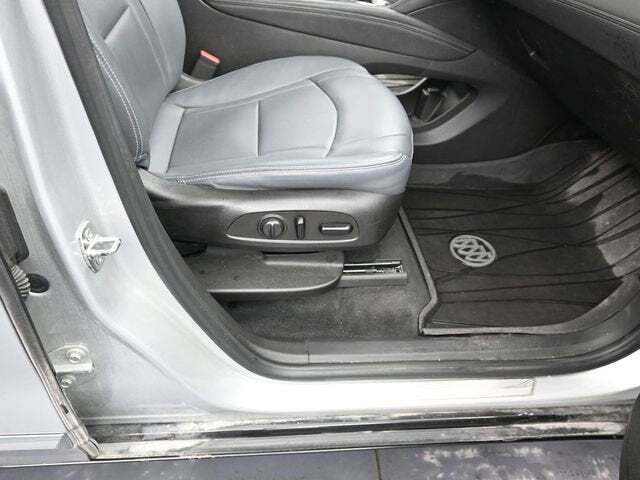 2021 Buick Enclave AWD Essence