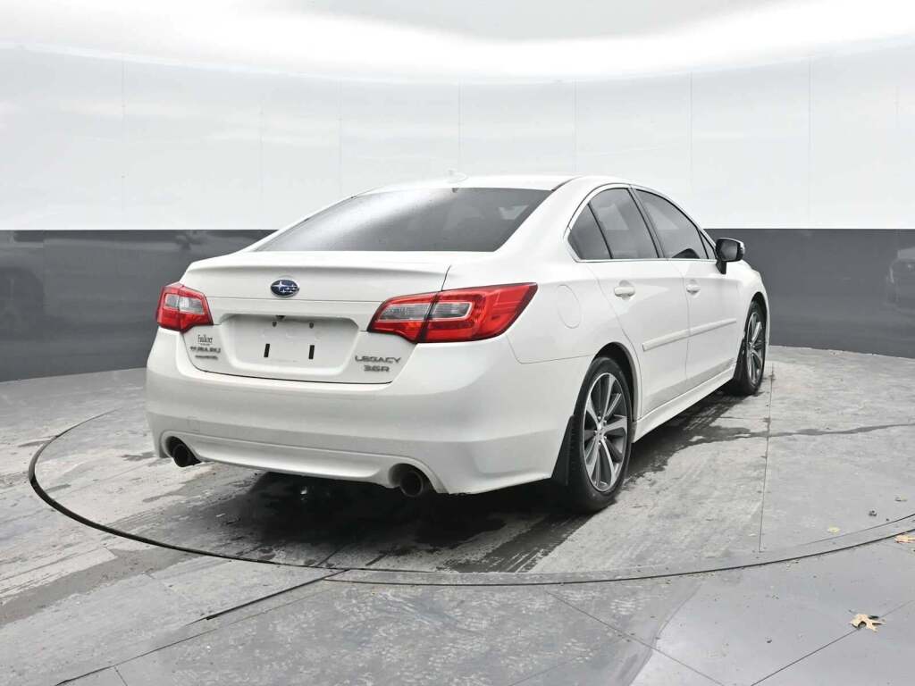 2016 Subaru Legacy 3.6R Limited