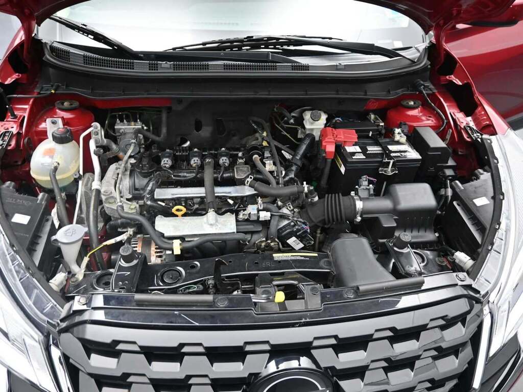 2022 Nissan Kicks SV Xtronic CVT