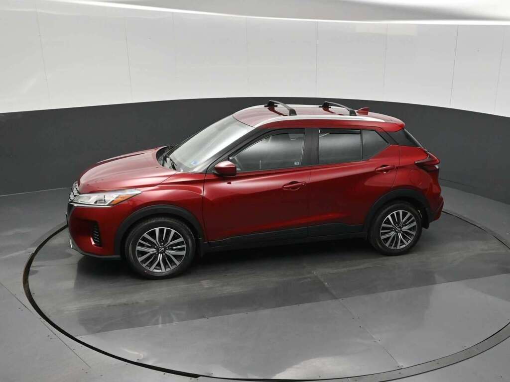 2022 Nissan Kicks SV Xtronic CVT