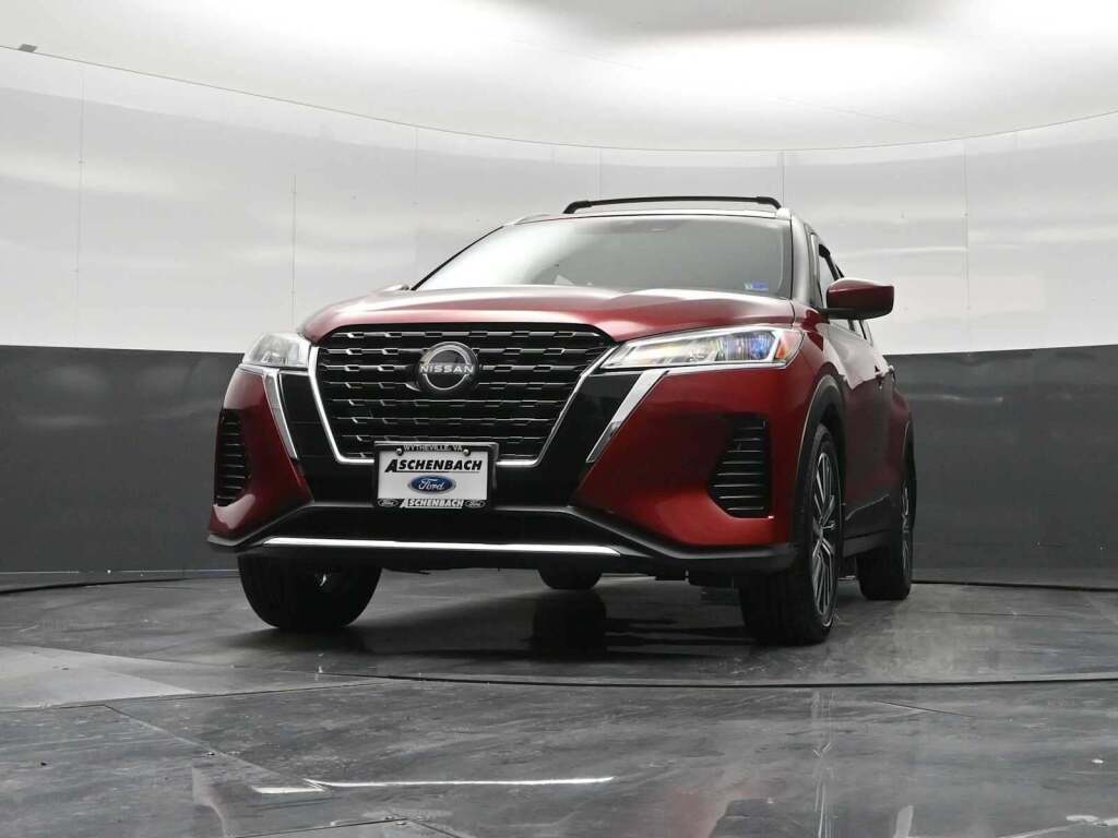 2022 Nissan Kicks SV Xtronic CVT