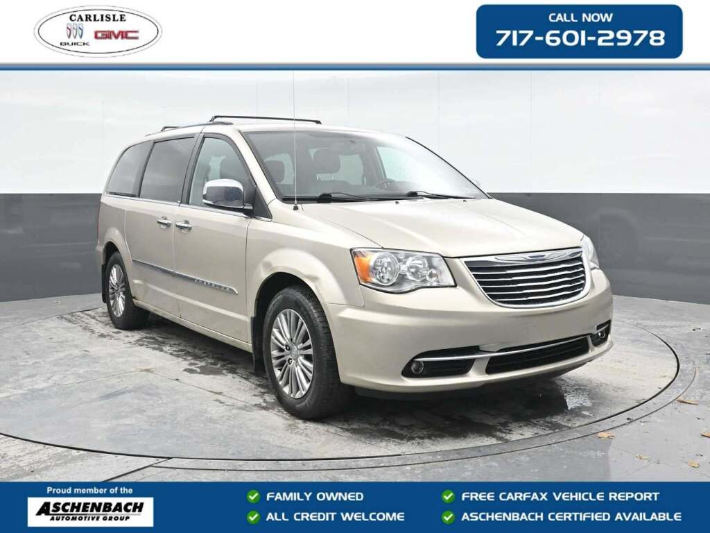 2013 Chrysler Town & Country Touring-L