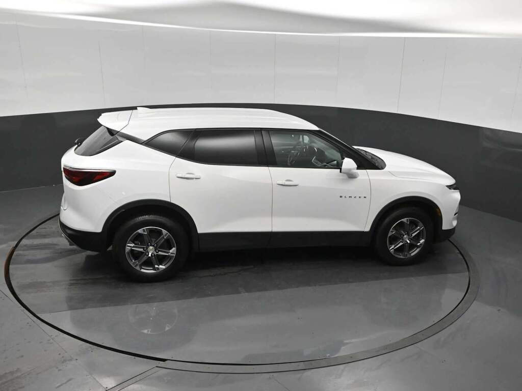 2023 Chevrolet Blazer AWD 2LT