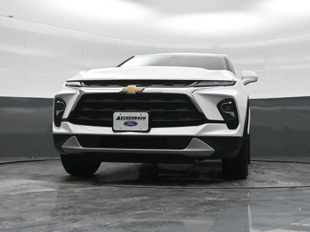 2023 Chevrolet Blazer AWD 2LT