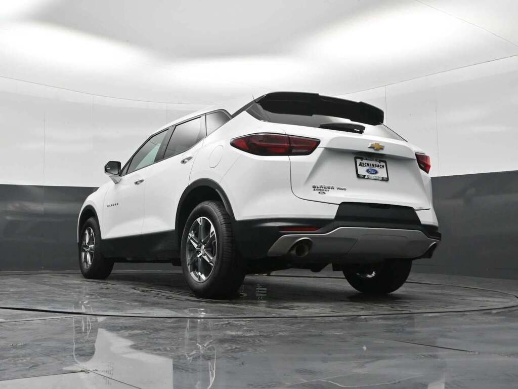 2023 Chevrolet Blazer AWD 2LT