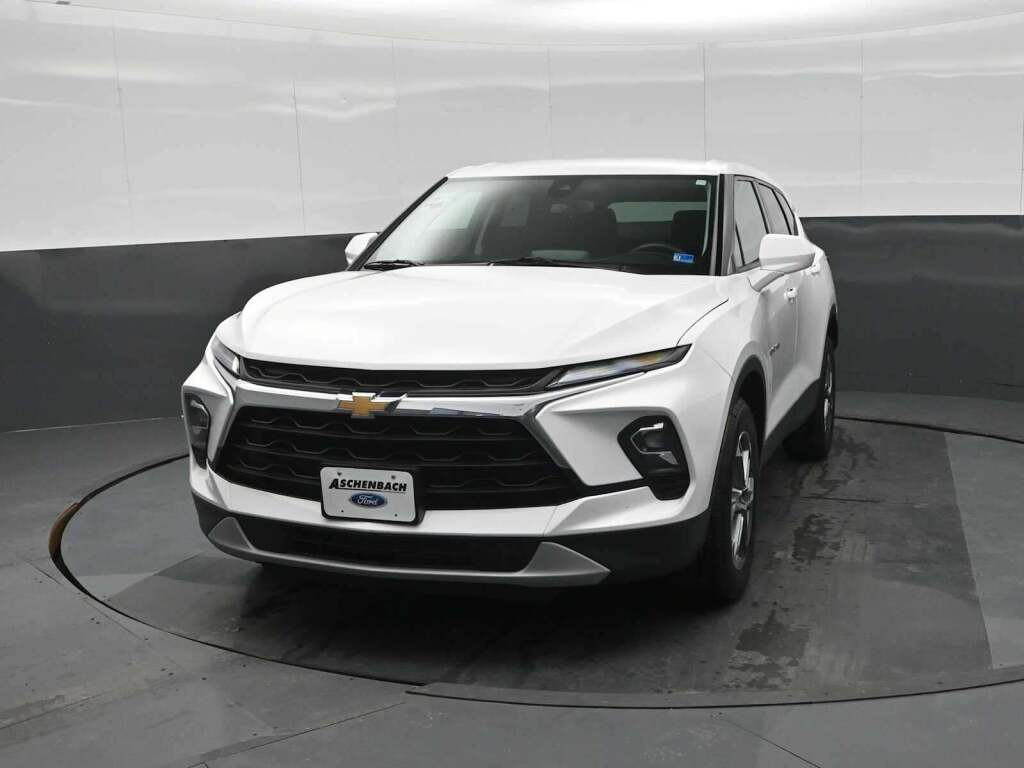 2023 Chevrolet Blazer AWD 2LT