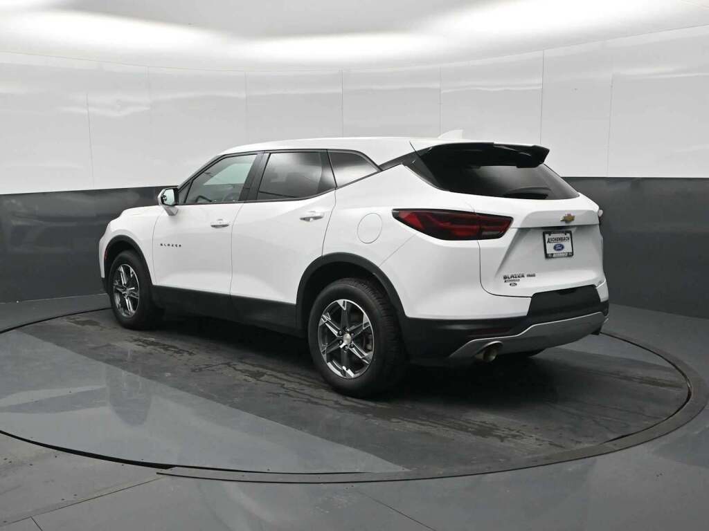 2023 Chevrolet Blazer AWD 2LT