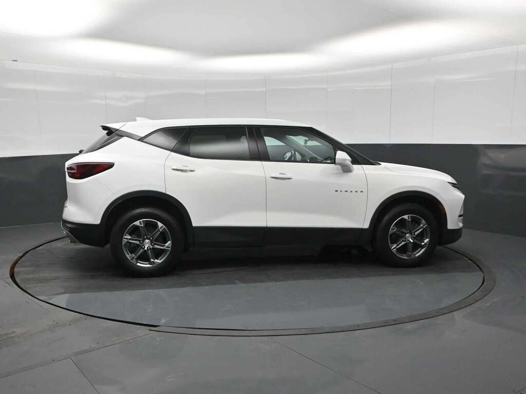 2023 Chevrolet Blazer AWD 2LT