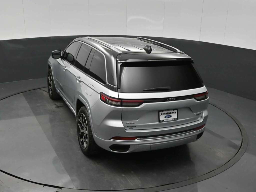 2022 Jeep Grand Cherokee Summit Reserve 4x4