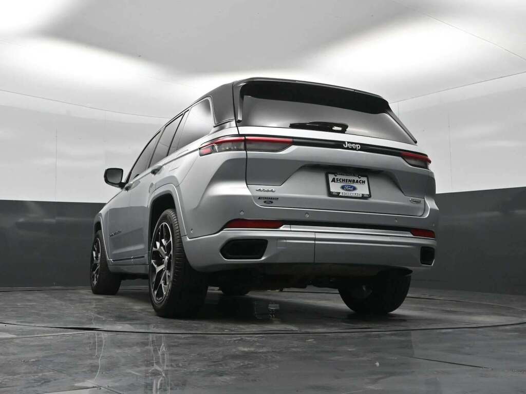 2022 Jeep Grand Cherokee Summit Reserve 4x4