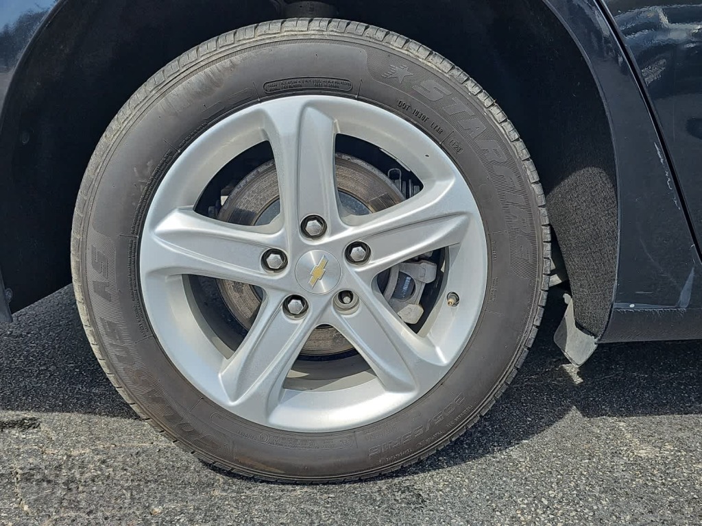 2022 Chevrolet Malibu FWD LS