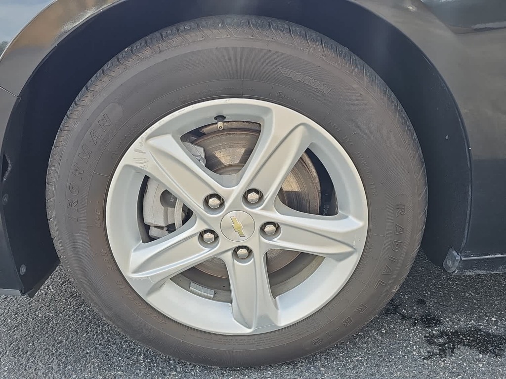 2022 Chevrolet Malibu FWD LS