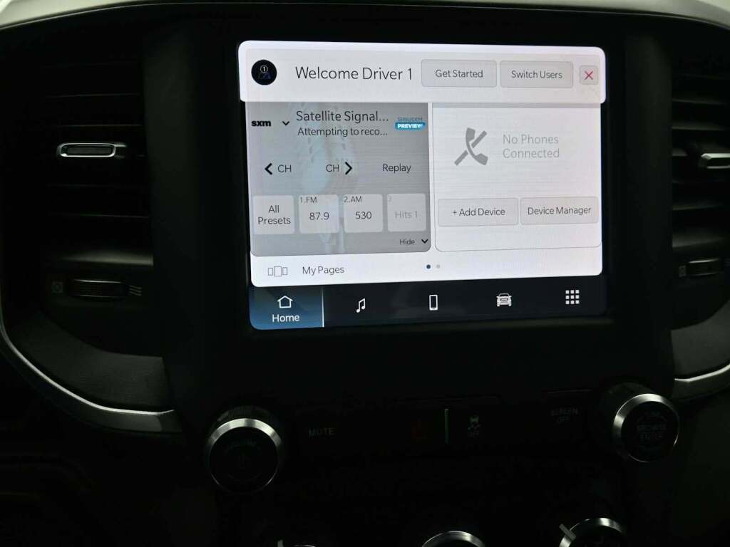 2024 Ram 3500 Big Horn Crew Cab 4x4 8' Box