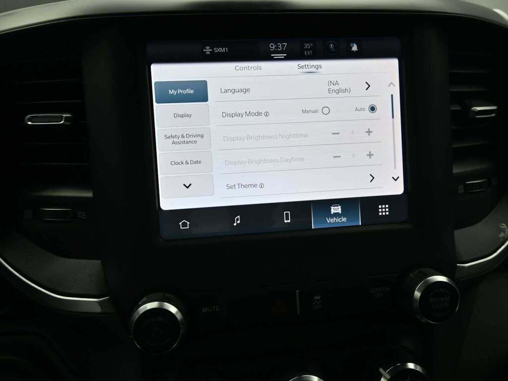 2024 Ram 3500 Big Horn Crew Cab 4x4 8' Box