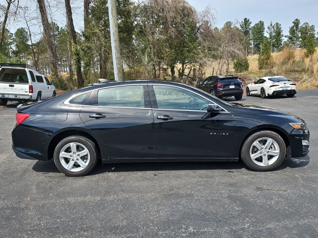 2022 Chevrolet Malibu FWD LS