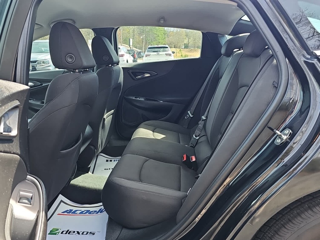 2022 Chevrolet Malibu FWD LS