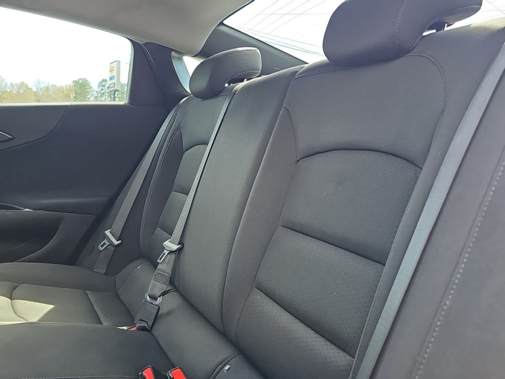 2022 Chevrolet Malibu FWD LS