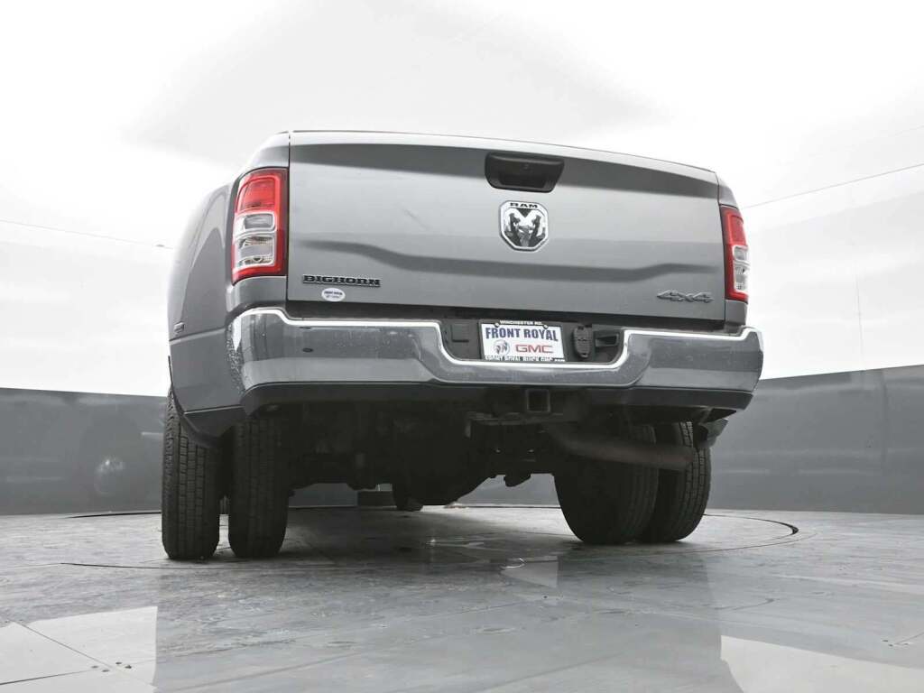 2024 Ram 3500 Big Horn Crew Cab 4x4 8' Box