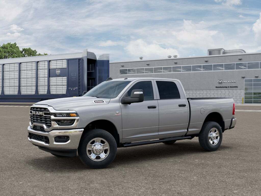 2026 Ram 2500 Tradesman Crew Cab 4x4 6'4" Box