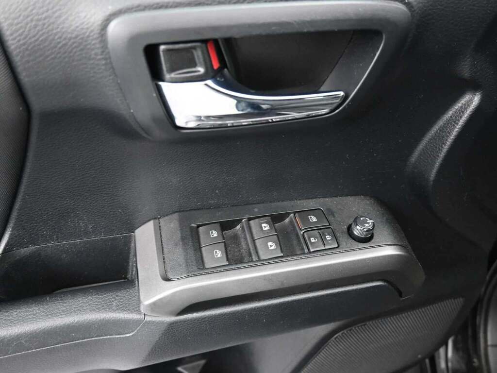 2019 Toyota Tacoma SR5 V6