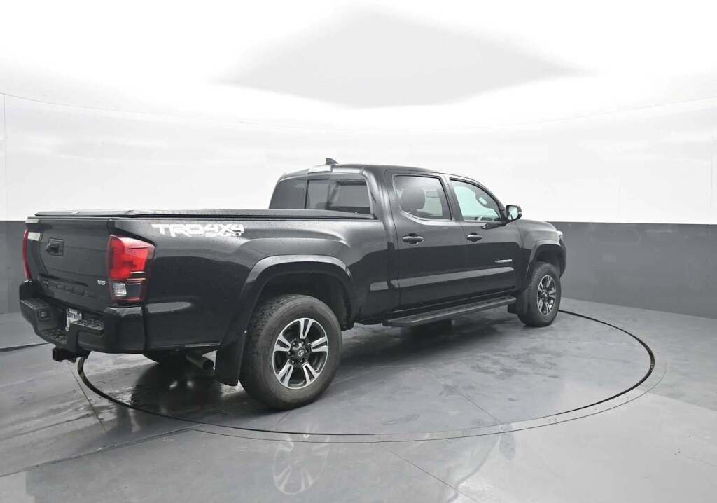 2019 Toyota Tacoma SR5 V6