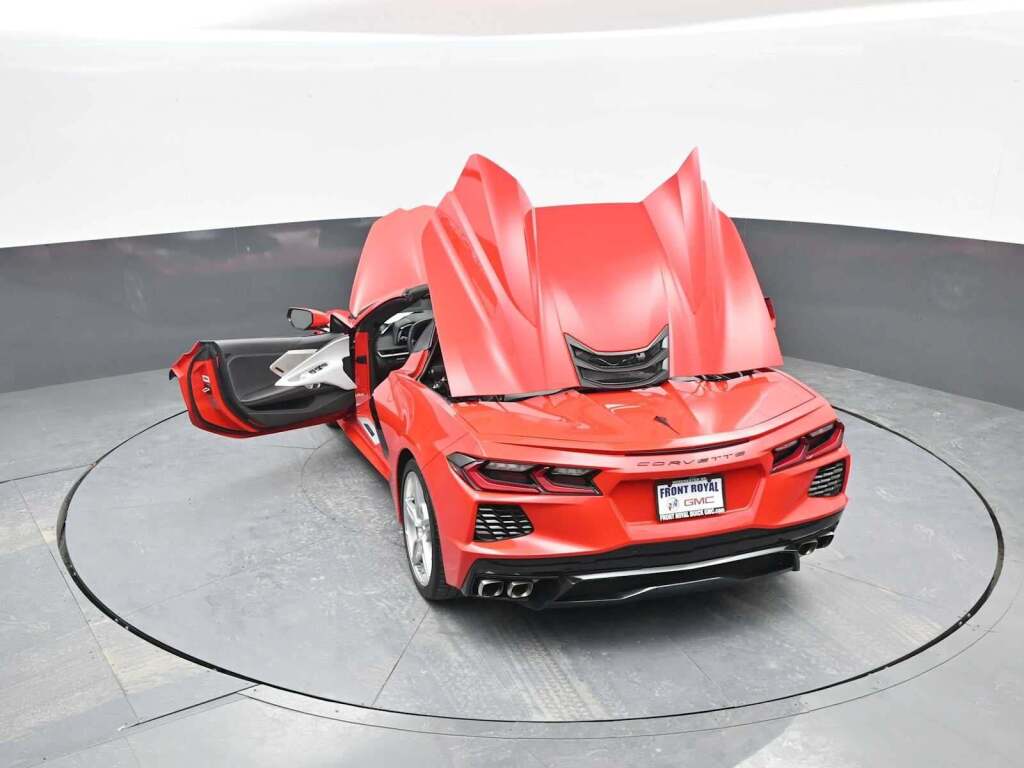 2023 Chevrolet Corvette Stingray RWD Convertible 2LT