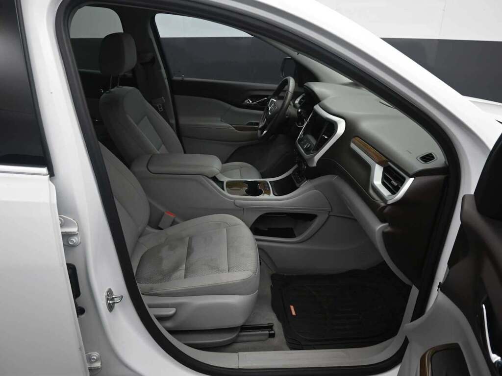 2021 GMC Acadia FWD SLE