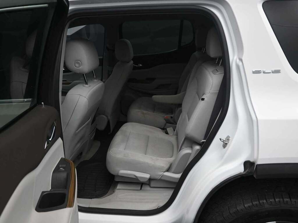 2021 GMC Acadia FWD SLE