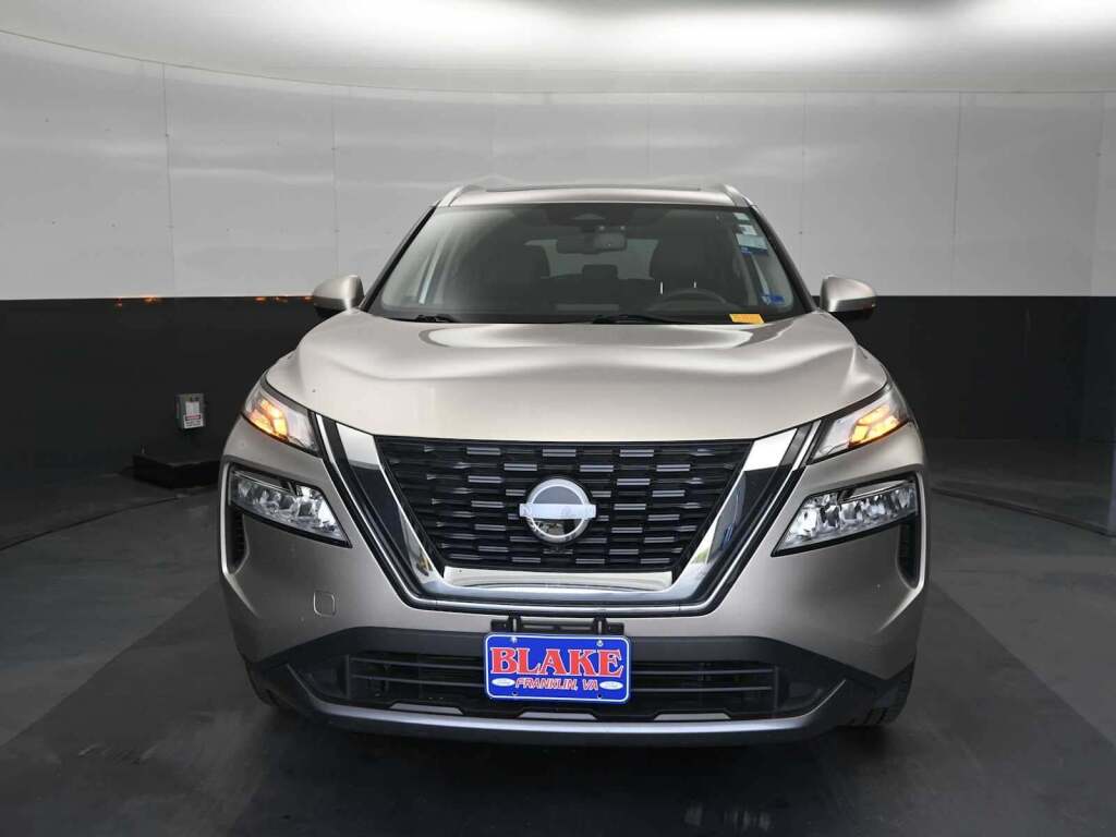 2023 Nissan Rogue SL FWD