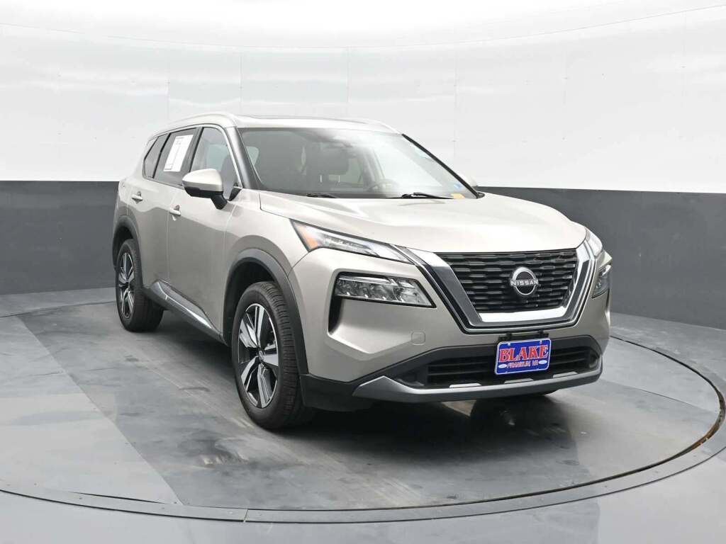 2023 Nissan Rogue SL FWD