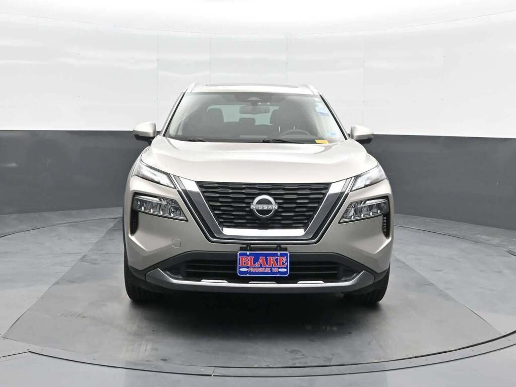 2023 Nissan Rogue SL FWD