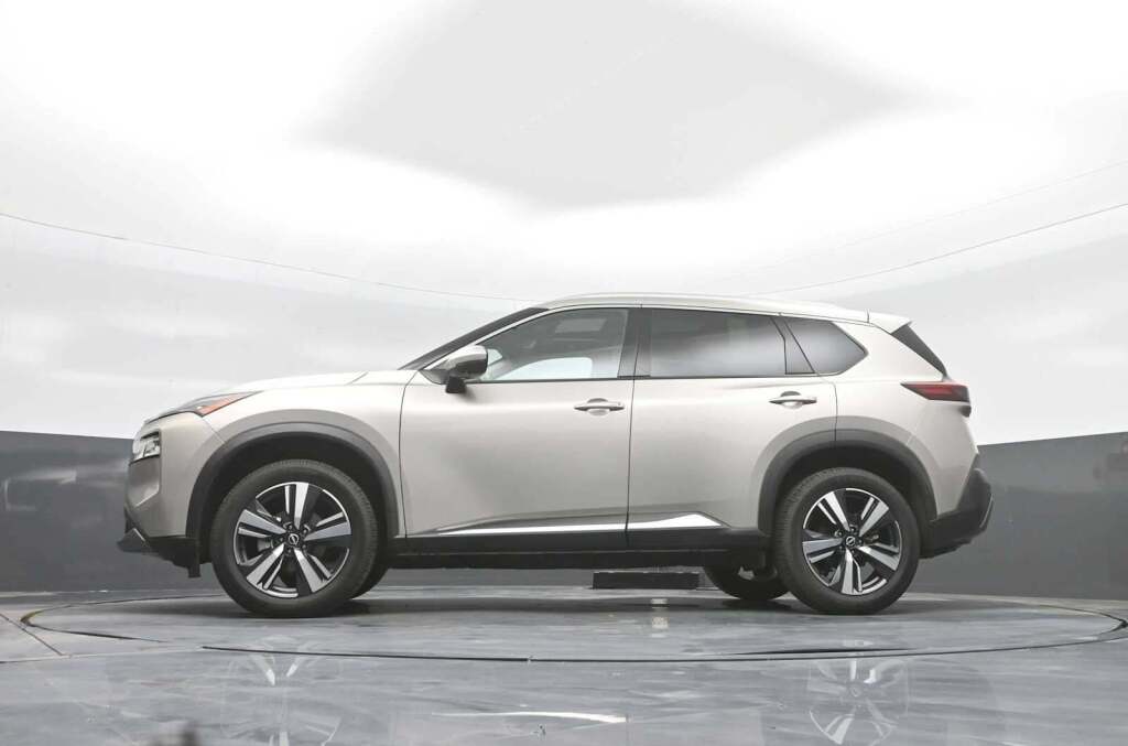 2023 Nissan Rogue SL FWD