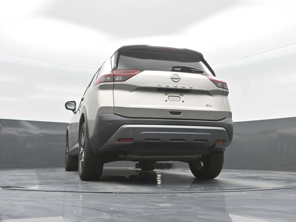 2023 Nissan Rogue SL FWD