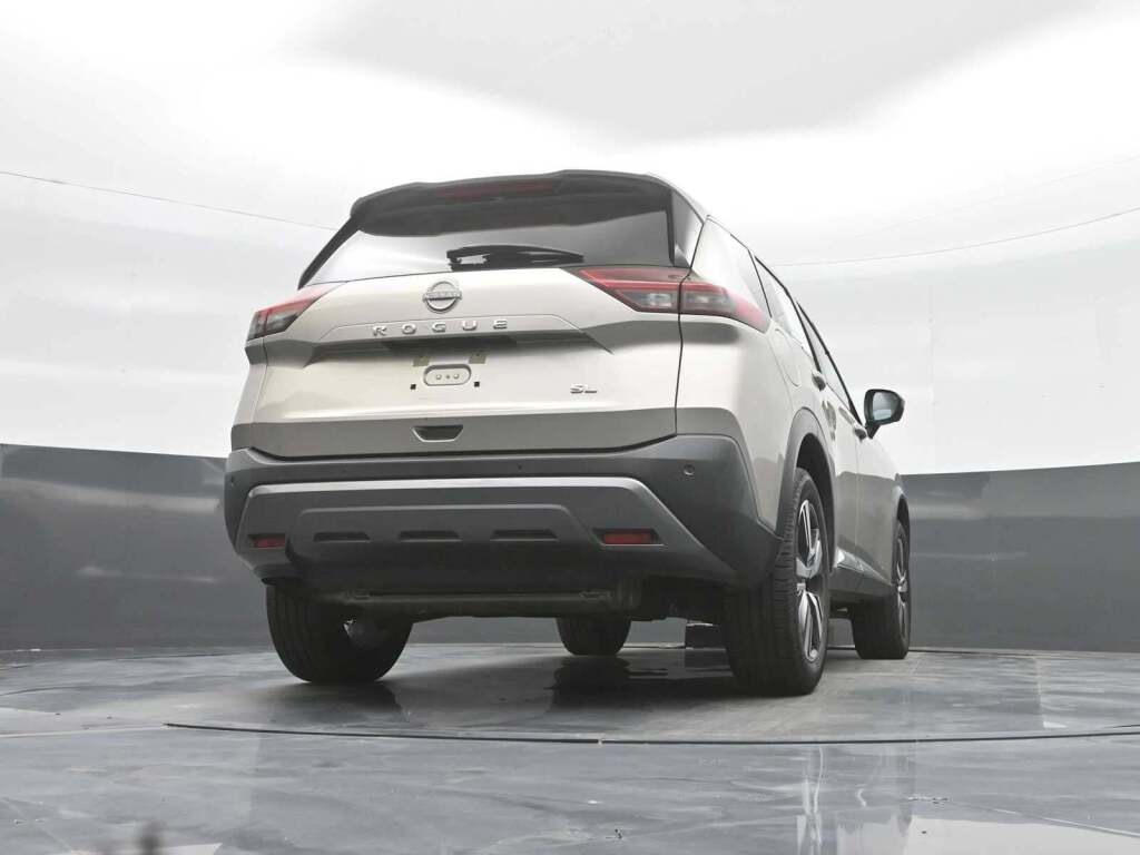 2023 Nissan Rogue SL FWD