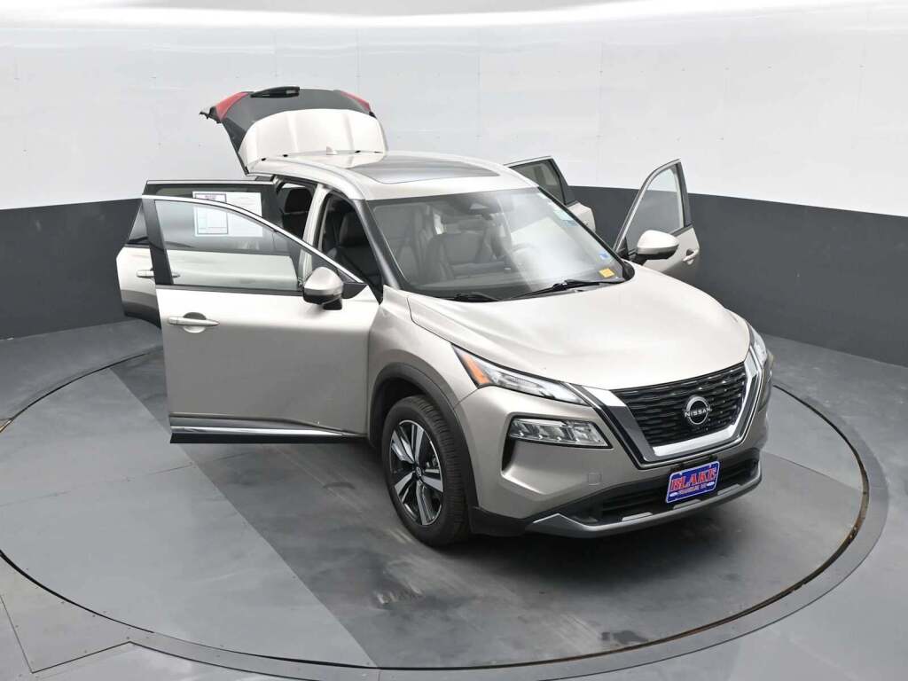 2023 Nissan Rogue SL FWD
