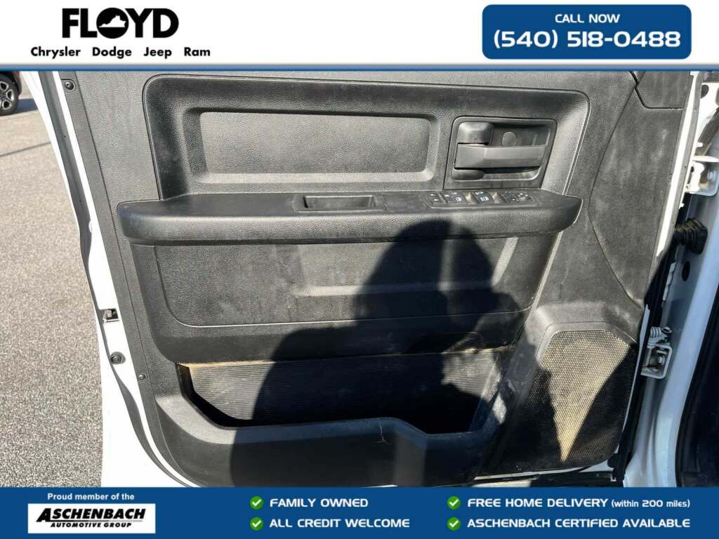 2023 Ram 1500 Classic Tradesman Crew Cab 4x4 5'7" Box