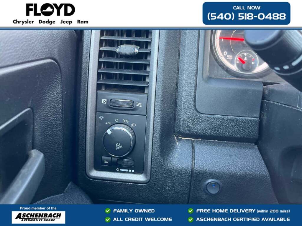 2023 Ram 1500 Classic Tradesman Crew Cab 4x4 5'7" Box