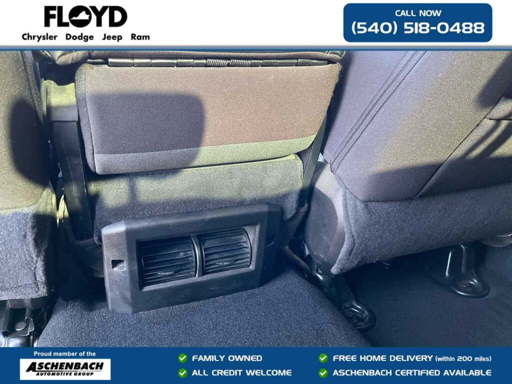 2023 Ram 1500 Classic Tradesman Crew Cab 4x4 5'7" Box