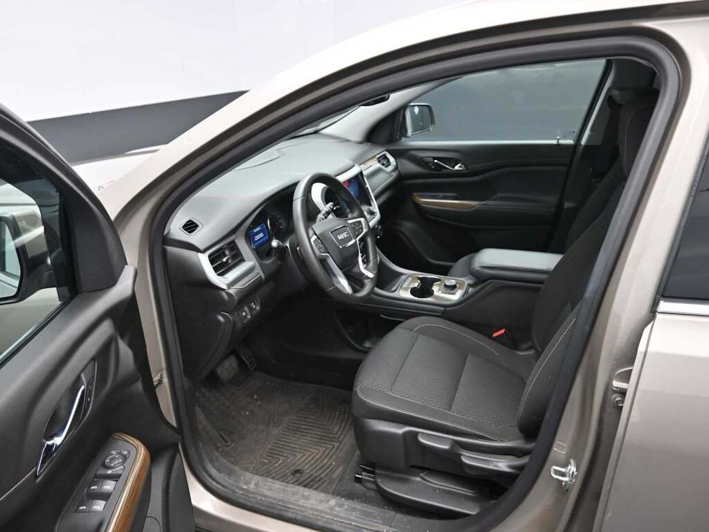 2023 GMC Acadia FWD SLE