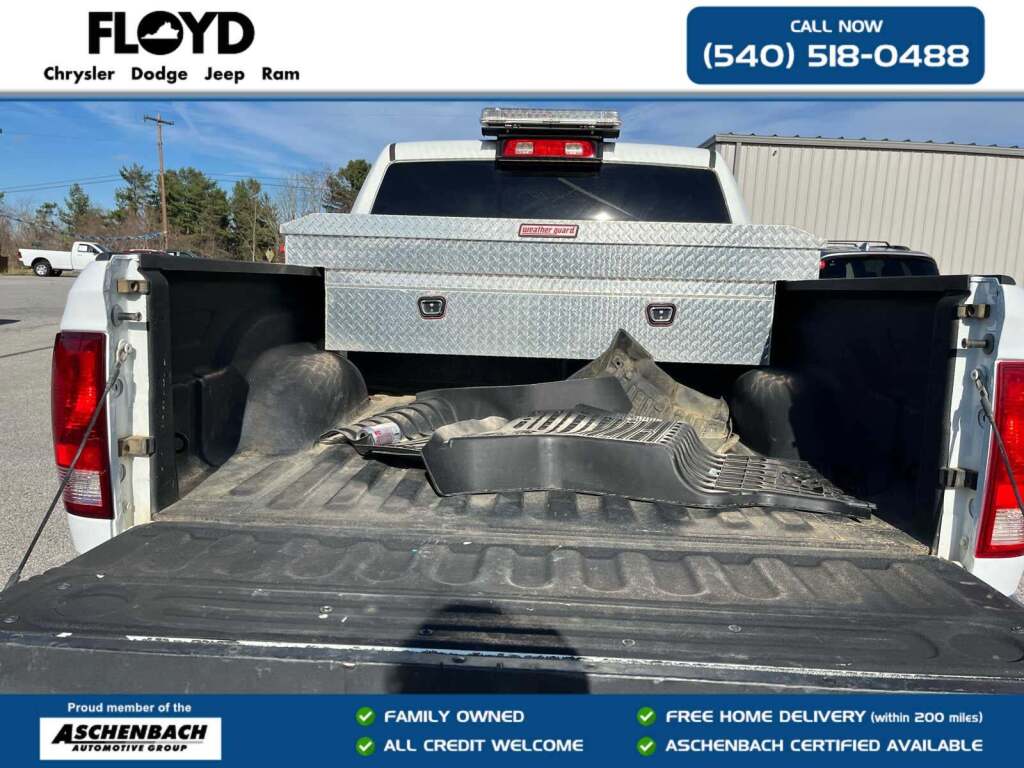 2023 Ram 1500 Classic Tradesman Crew Cab 4x4 5'7" Box