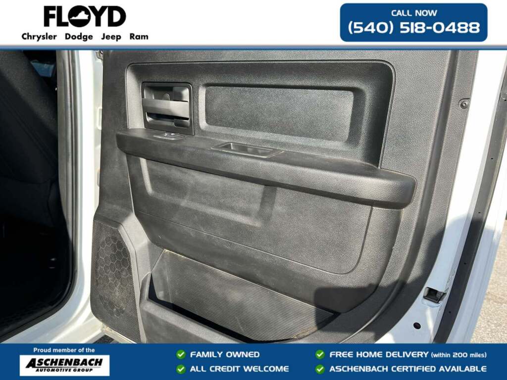 2023 Ram 1500 Classic Tradesman Crew Cab 4x4 5'7" Box