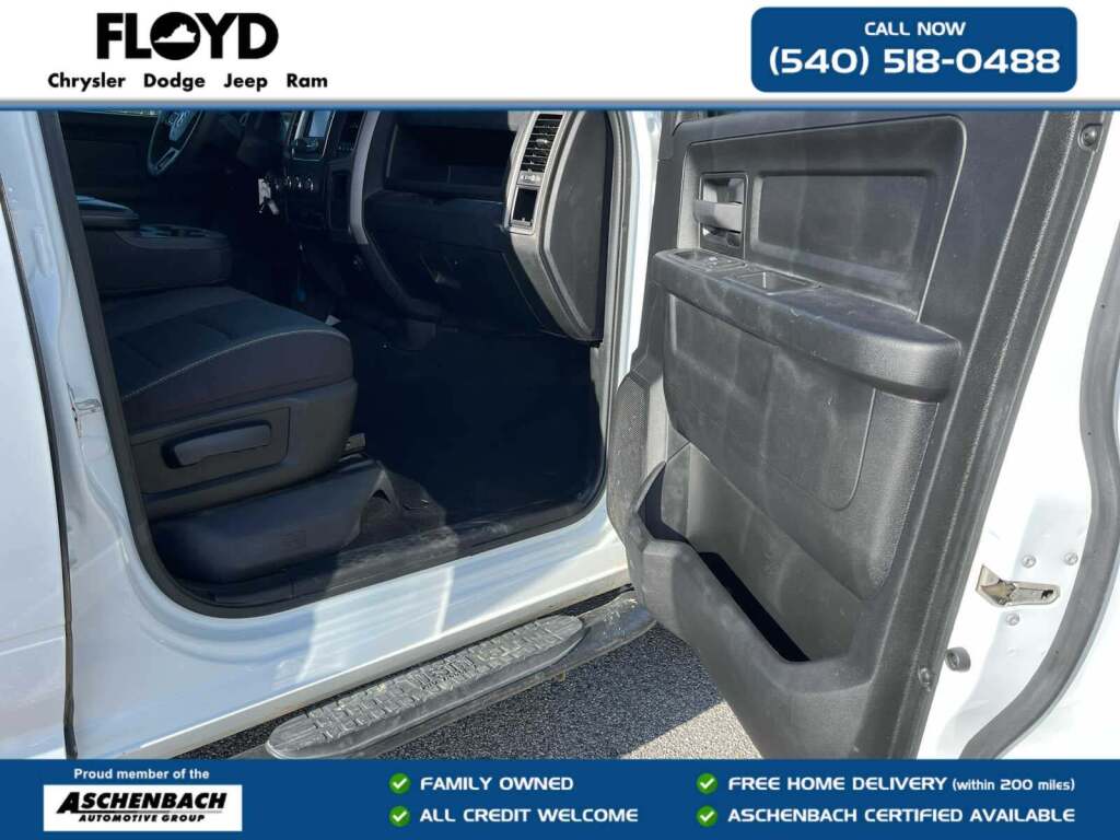 2023 Ram 1500 Classic Tradesman Crew Cab 4x4 5'7" Box