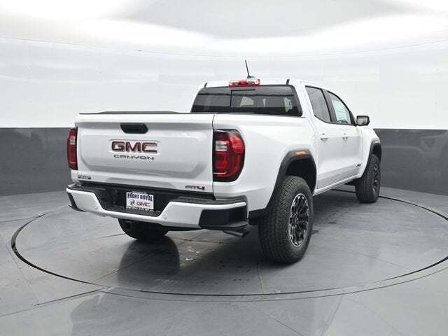 2026 GMC Canyon AT4, 4WD