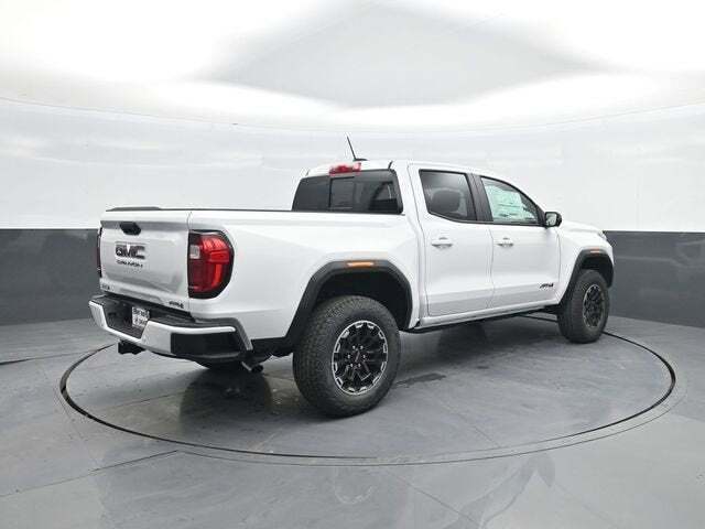 2026 GMC Canyon AT4, 4WD