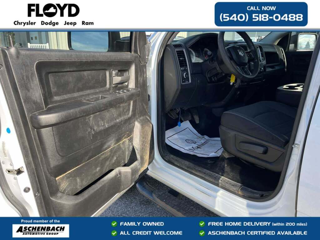 2023 Ram 1500 Classic Tradesman Crew Cab 4x4 5'7" Box